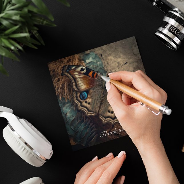 Hermosa mariposa esparciendo sus alas Tarjeta plan (Subido por el creador)