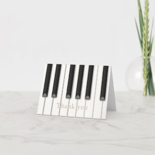 Hermosa música personalizada con claves de piano