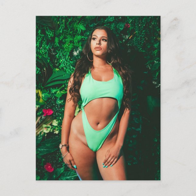 Hermosa tarjeta postal modelo bikini verde menta (Anverso)