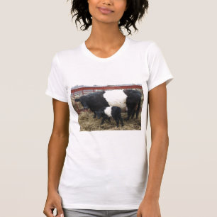 Hermosa vaca Beltie y camiseta de ternera