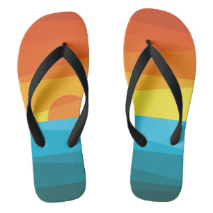 Hermosas Chanclas de Puesta de Sol y Olas del Mar