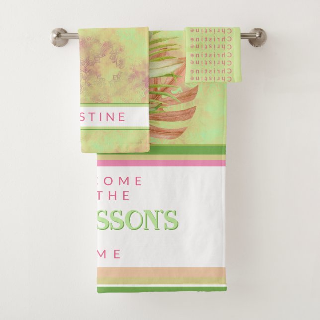 Hermosas flores exóticas en el personalizado batib (In situ)