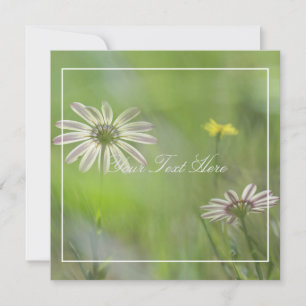 Hermosas flores púrpura pálida tu tarjeta plana de