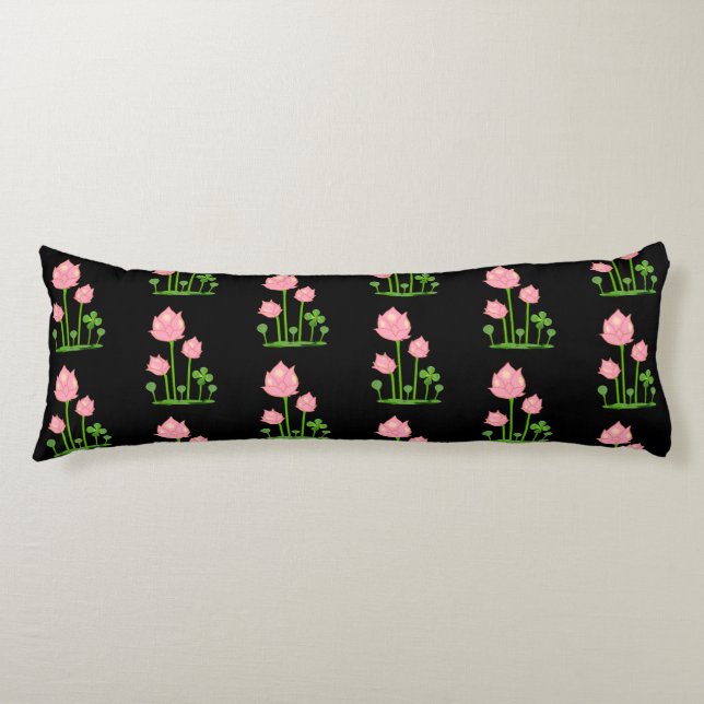 Hermosas flores rosadas en almohada corporal negra (Anverso)