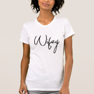 Hermoso diseño de camiseta Wifey - Moda y capricho