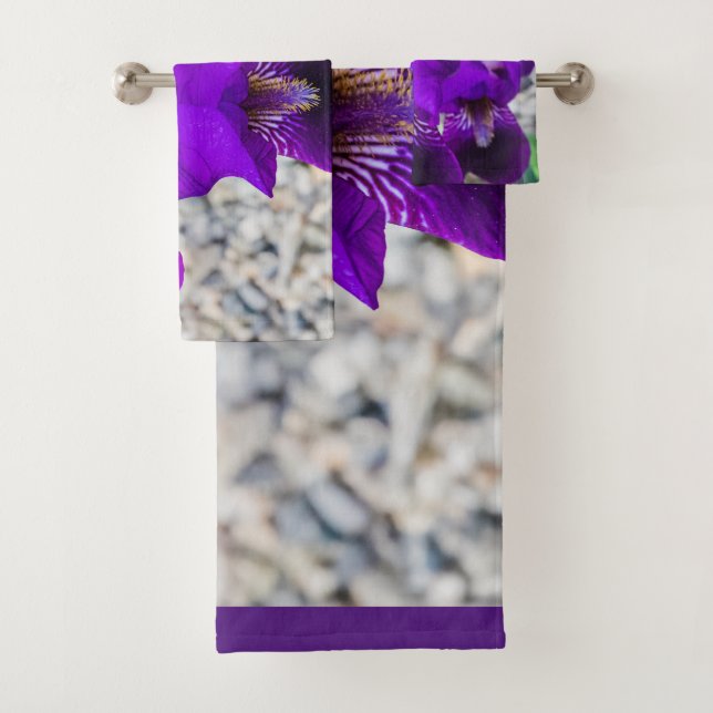 Hermoso iris morado (In situ)