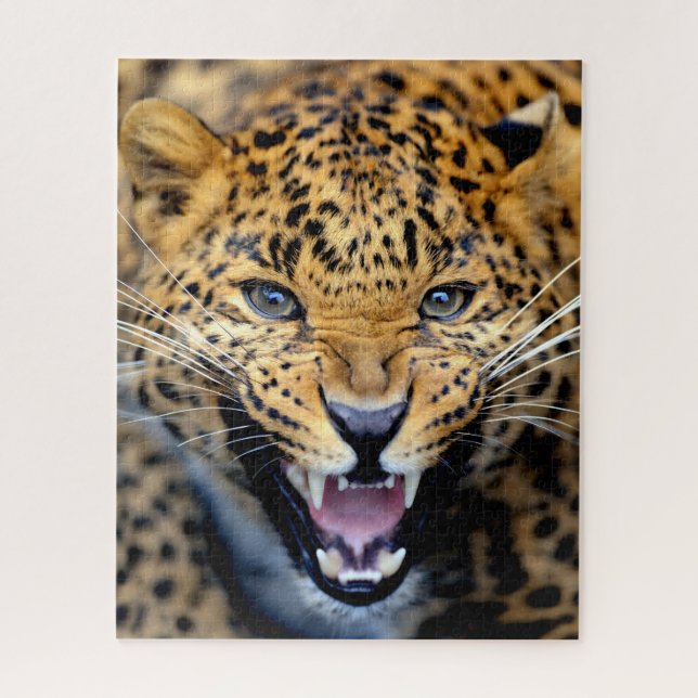 Hermoso leopardo de cerca, rompecabezas de Jigsaw (Vertical)