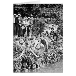 Hermosos Chicas de canoa, 1924