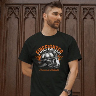 Héroes de bomberos en camiseta de cascos