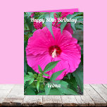 Hibiscus 80th Birthday por su tarjeta<br><div class="desc">Para la dama especial que celebra su cumpleaños número 80, esta magnífica tarjeta hará su día. La tarjeta presenta un impresionante hibisco rosa en la parte delantera y se personaliza con su nombre en la parte delantera y dentro de la tarjeta. Una gran manera de hacer sonreír a esa dama...</div>