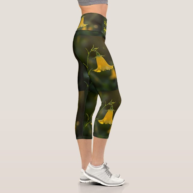 High Waisted Capri Leggings – Flowers for the Soul (Derecha)