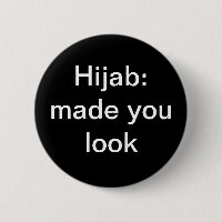 Hijab: Te hace mirar el botón