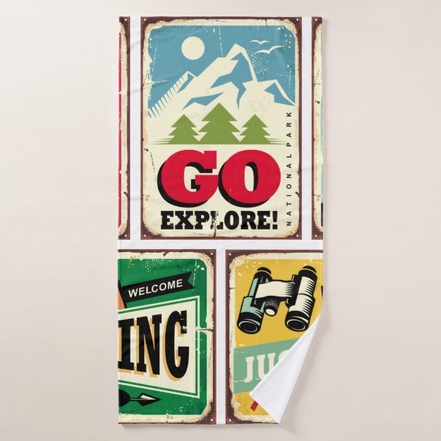 Hiking and camping retro signs collection. Outdoor (Toalla de baño)