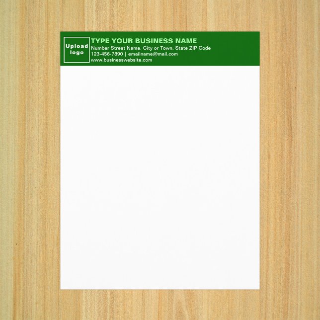 Hoja de papel con membrete verde de negocios (Business green letterhead on paper sheet.)