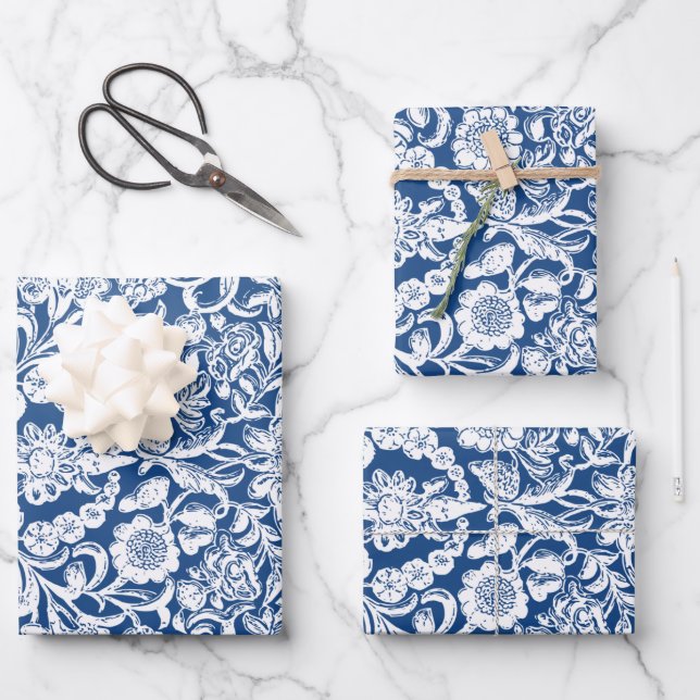 Hoja De Papel De Regalo Azul blanco floral antiguo (Anverso)