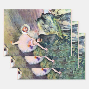 Hoja De Papel De Regalo Bailarina con un Bouquet de flores de Edgar Degas