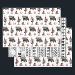 Hoja De Papel De Regalo Bison Christmas Tree Ranch Western Geometric<br><div class="desc">Ilustracion de un búfalo que lleva un sombrero de santa con árbol de Navidad atado a su espalda con cactus,  zapato de caballo y botas de vaquero adornadas con poinsettias y arcos.</div>