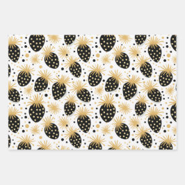 Hoja De Papel De Regalo Black and Gold Strawberry Pattern
