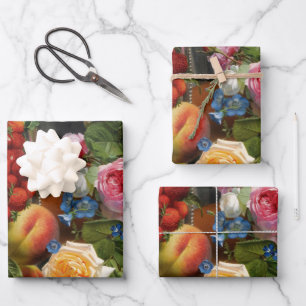 Hoja De Papel De Regalo Bodegón Rosas y Fresas por Otto Ottesen