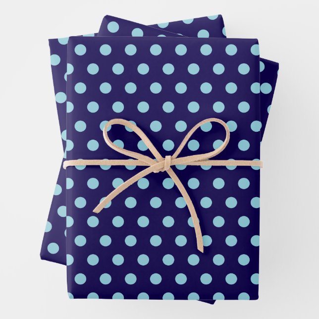 Hoja De Papel De Regalo Bold Light Blue Polka Dots on Navy Blue  (In situ)