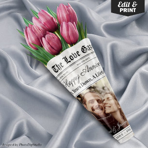 Hoja De Papel De Regalo Bouquet de flores de periódico de aniversario edit