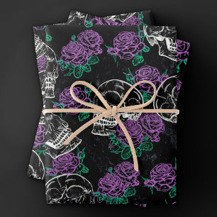 Hoja De Papel De Regalo Calaveras y Rosas morados   Glam gótico oscuro