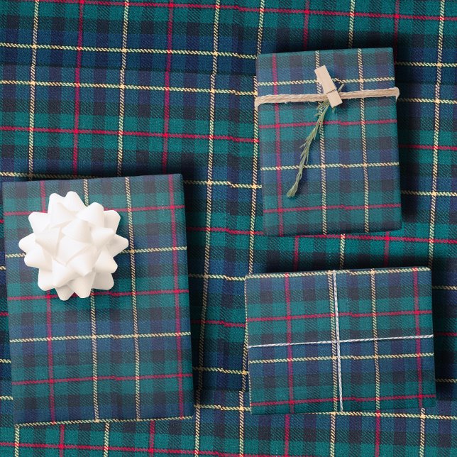 Hoja De Papel De Regalo Classic Scottish Hunter Green & Navy Clan Tartan (Subido por el creador)