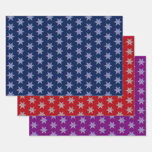 Hoja De Papel De Regalo Copos de nieve irlandeses sobre azul, rojo profund