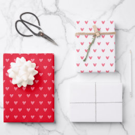 Hoja De Papel De Regalo Corazón de San Valentín sobre rojo y blanco con bl