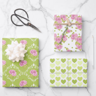 HOJA DE PAPEL DE REGALO CORAZONES VERDES LÍMITES CON DELICADAS FLORES DE R