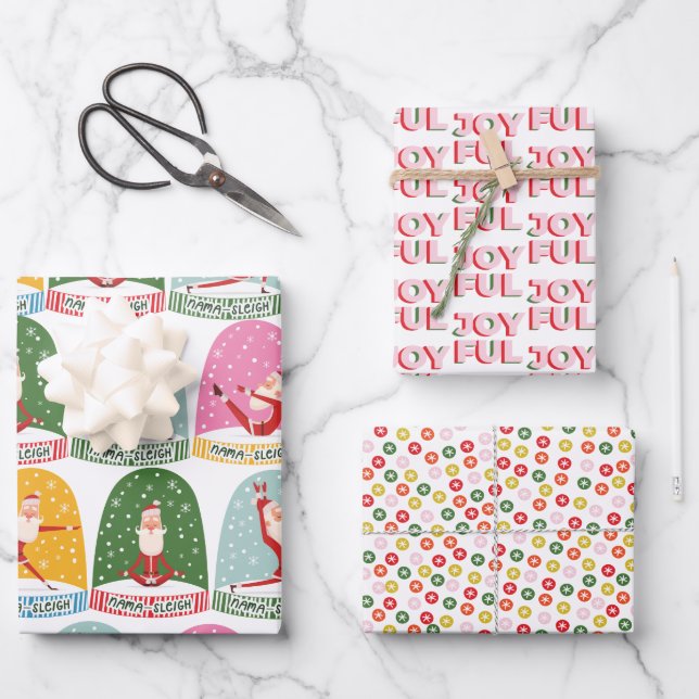 Hoja De Papel De Regalo Cute Yoga Santa NamaSleigh Joyful Berries (Anverso)