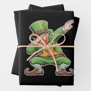 Hoja De Papel De Regalo Dab Dabbing Leprechaun en verde