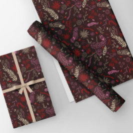 Hoja De Papel De Regalo Dibujos florales rosados y marfil en marrón.