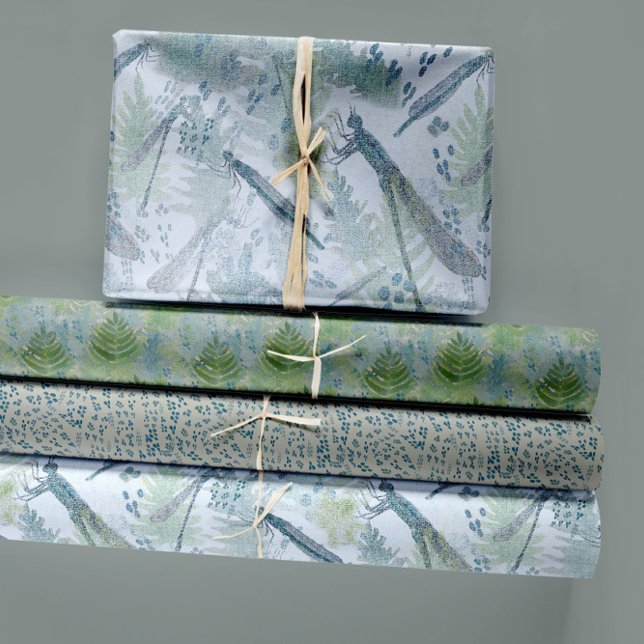Hoja De Papel De Regalo Dragonflies Floral Blue Tripage (Dragonflies Ferns Dew Drops Blues Greens Wrapping Paper Sheets from Studio Posies.)