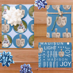 Hoja De Papel De Regalo Dreidel Rustic Oak Cute Foto Azul Hanukkah