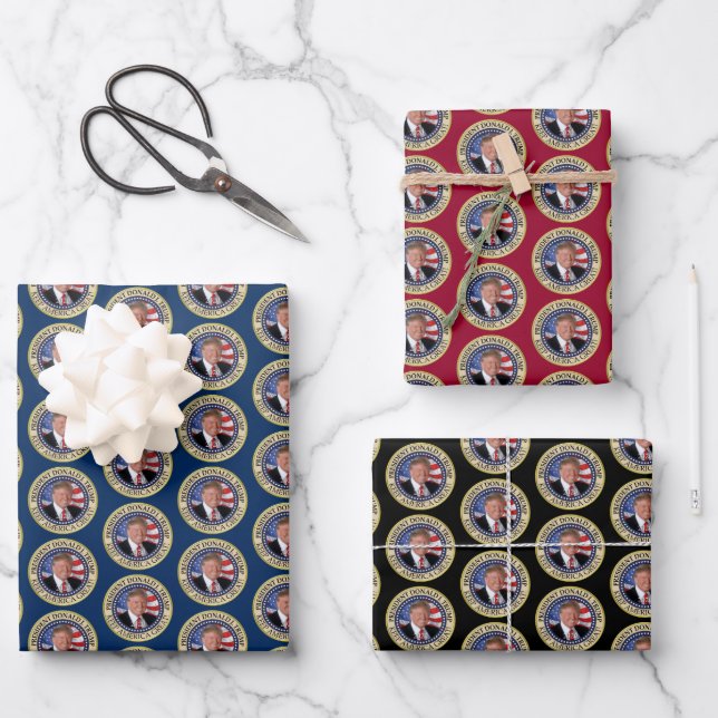 Hoja De Papel De Regalo El presidente Donald Trump mantiene a Estados Unid (Anverso)