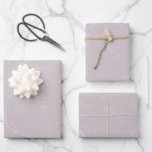 Hoja De Papel De Regalo Elegante Boda de ducha de novia floral blanca<br><div class="desc">El diseño presenta un diseño floral blanco moderno con un fondo de color malva. Ideal para cualquier temporada de boda.</div>