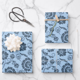 Hoja De Papel De Regalo Elegante patrón floral sobre fondo azul claro