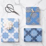 Hoja De Papel De Regalo Estrella de David Snowflakes Hanukkah Set<br><div class="desc">Este juego de envoltura de regalo presenta un diseño de copos de nieve Star of David dibujado a mano en tres variaciones de azul y blanco.</div>