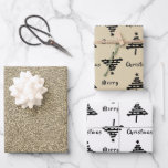 Hoja De Papel De Regalo Faux Gold Holiday de Black Christmas Tree<br><div class="desc">Hojas de papel de envolvimiento para la festividad de Purpurina de oro en el árbol de Navidad negro. Un moderno y simple patrón de árbol de Navidad negro sobre un fondo beige y blanco con un texto negro de Feliz Navidad. La hoja 1 es un falso purpurina de oro.</div>