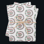 Hoja De Papel De Regalo Feliz CRISTOmas corona religiosa cristiana<br><div class="desc">Un bello recordatorio visual de que Jesucristo está detrás del Espíritu de la alegría de los Navidades por todos los que creen! Estas sábanas de regalo festivo representan a los Navidades coronados con la corona de espinas de Cristo como recordatorio de por qué la Palabra de Dios se convirtió en...</div>