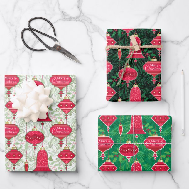 Hoja De Papel De Regalo Feliz Ornamentos navideños con ramas de pino Holly (Anverso)