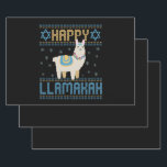Hoja De Papel De Regalo Feliz regalo de Hamakah Funny Jewish Hanukkah Lama<br><div class="desc">chanukah,  lamakah,  hanukkah,  dreidel,  jewish,  feo,  suéter,  llama,  navidades,  punto</div>
