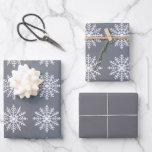 Hoja De Papel De Regalo Feriado de nieve secular de vacaciones en coordena<br><div class="desc">Las sábanas de regalo de vacaciones grises incluyen una sólida hoja gris para una presentación hermosa. ¡Ideal para cualquier estancia o regalo de invierno! Gracias por mirar; apreciamos su negocio en Paws Charming.</div>