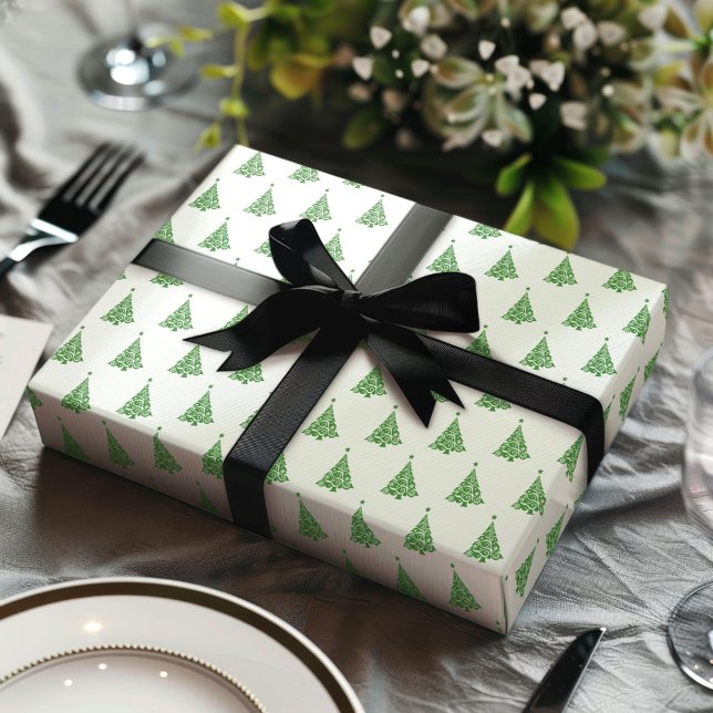 Hoja De Papel De Regalo Festividad del patrón de árbol de Navidad verde mo (Chistmas Tree White Background Green Trees Wrapping Paper)