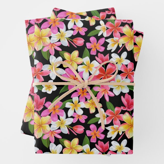 Hoja De Papel De Regalo Floral tropical en negro (In situ)