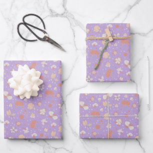 Hoja De Papel De Regalo Flores Esbozadas sobre Morado Claro