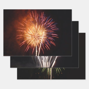 Hoja De Papel De Regalo Fuegos artificiales rojos, blancos y azules I Patr