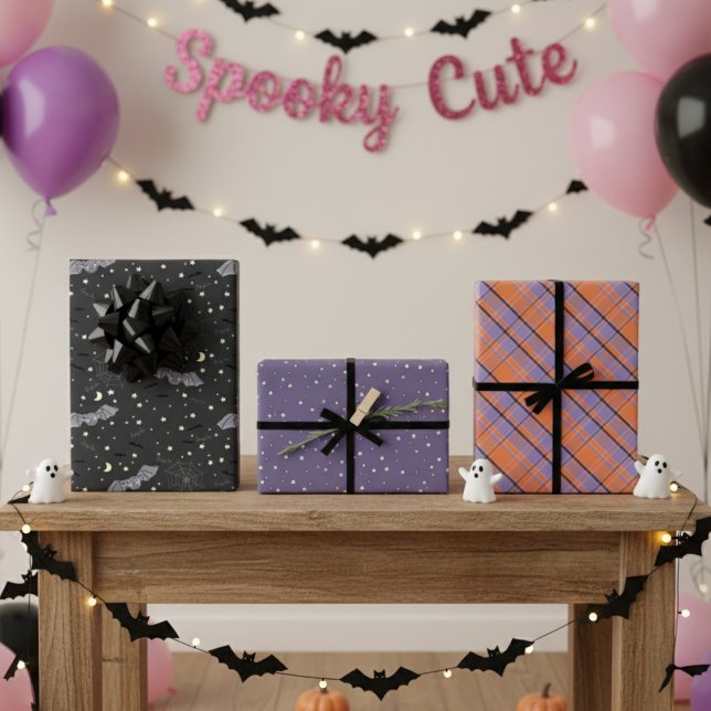 Hoja De Papel De Regalo Fun Halloween morado y negro lindo Chica murciélag (Spooky Cute Kids Halloween Wrapping Paper in Purple, Orange and Black. Bats, Stars and Orange Plaid)