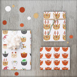 Hoja De Papel De Regalo Funny Cat Pattern Navidades<br><div class="desc">Un montón de gatos lindos y divertidos en gorras de vacaciones de invierno y accesorios para hacerte sonreír. Tres diseños diferentes en este paquete. Arte original de Nic Squirrell.</div>